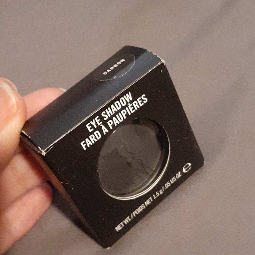 MAC Carbon Eyeshadow